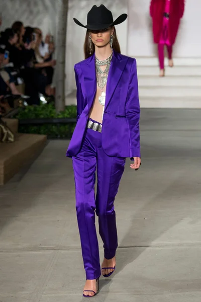 Look 33